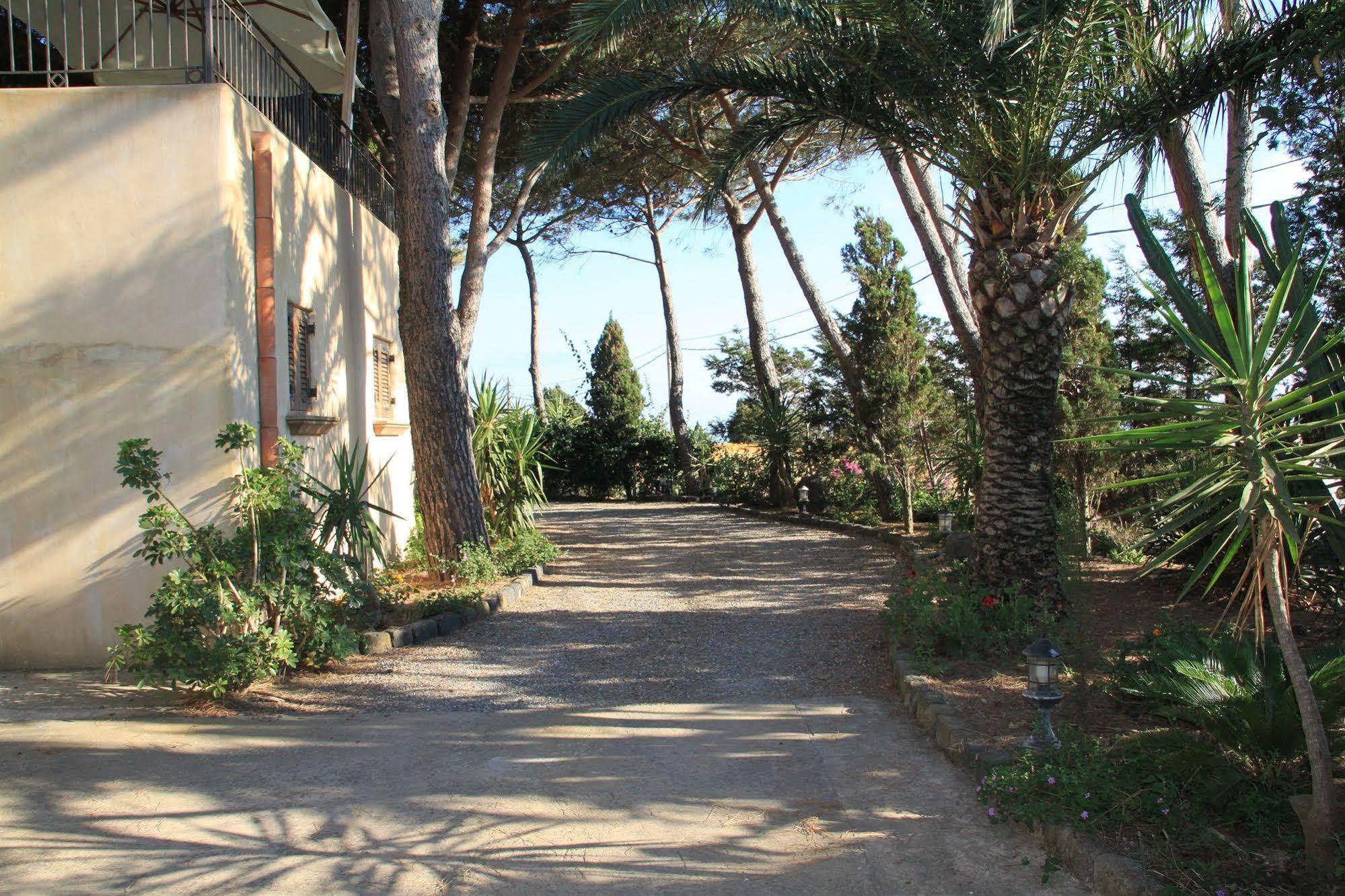 Le Mannare Case Vacanze Di Metopa Srl Piano Conte Eksteriør billede